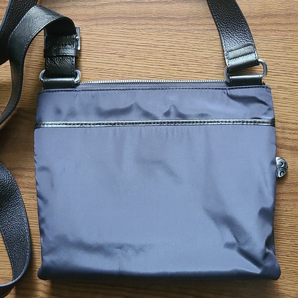 NEW Brighton Go Go Messenger Bag - Picture 4 of 10